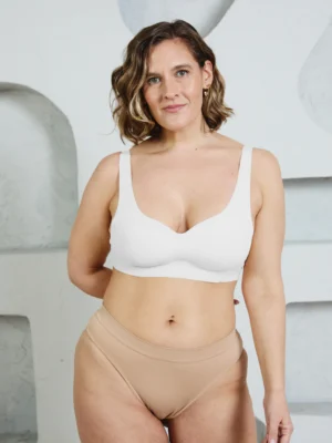 m1006 frente ok bc29b759ae1267514917613302613572 1024 1024